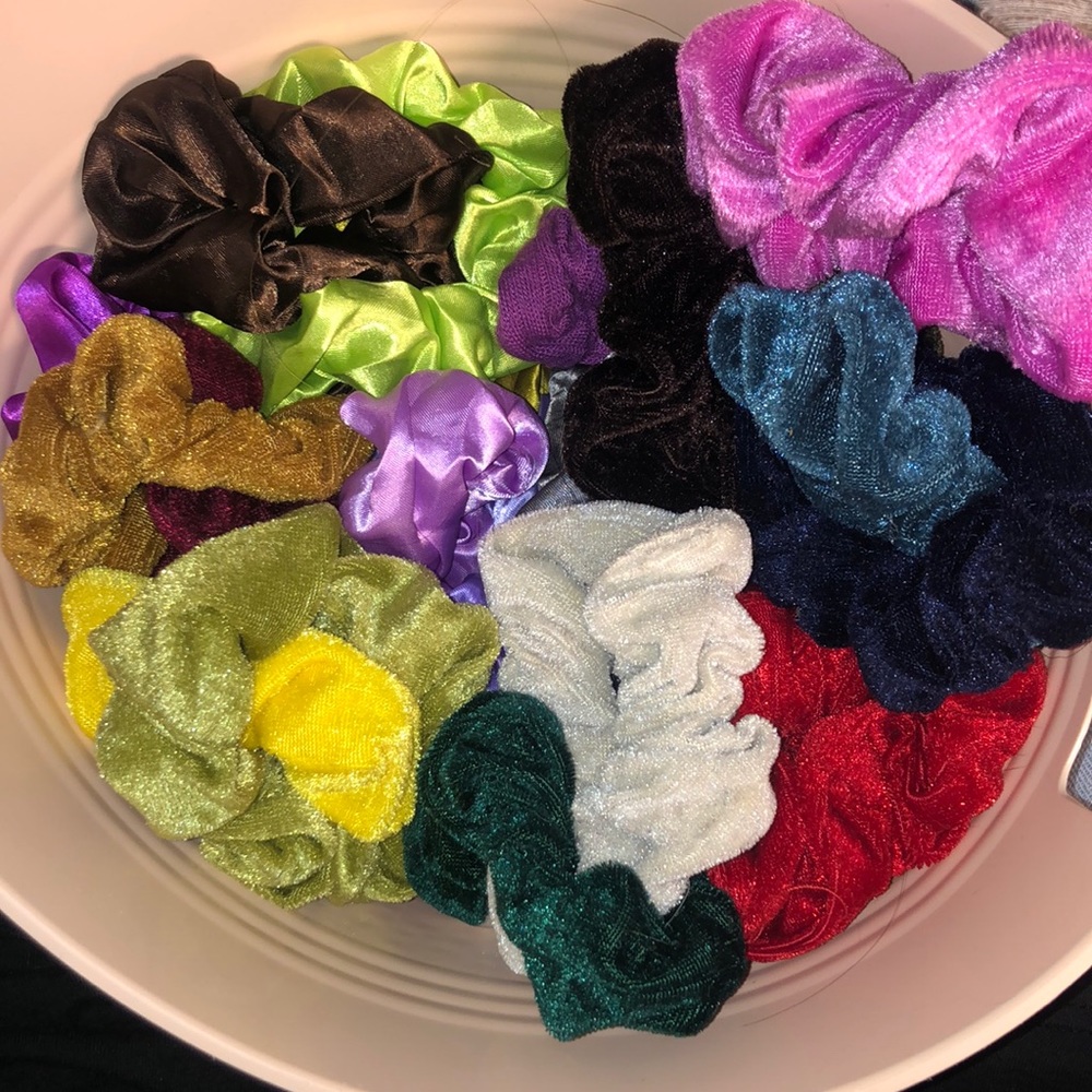 Silk/Cloth Scrunchies